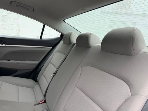 Used 2020 Hyundai Elantra SEL FWD image 17