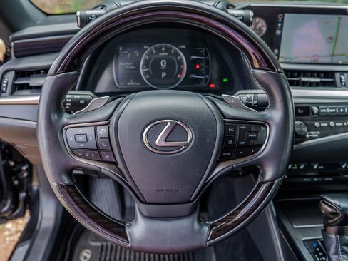 Used 2020 Lexus ES 350 w/ Premium Package FWD image 15