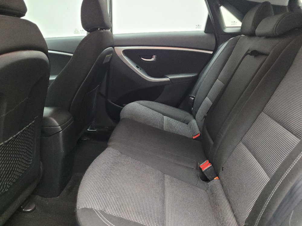 Used 2017 Hyundai Elantra GT FWD image 18