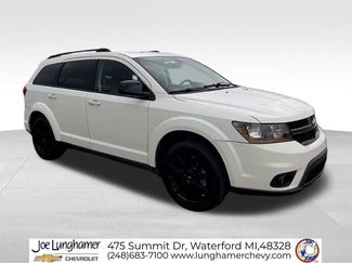 Used 2019 Dodge Journey SE w/ Blacktop Package FWD video 2