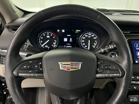 Used 2023 Cadillac XT4 Premium Luxury w/ Technology Package image 16