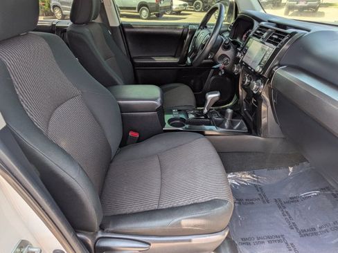 Used 2020 Toyota 4Runner TRD Off-Road AWD/4WD image 21