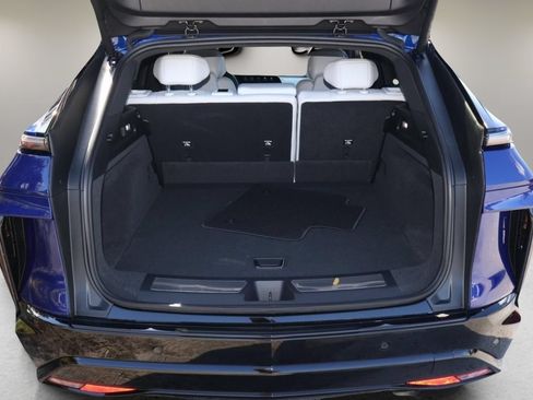New 2026 Cadillac Lyriq Sport RWD image 19