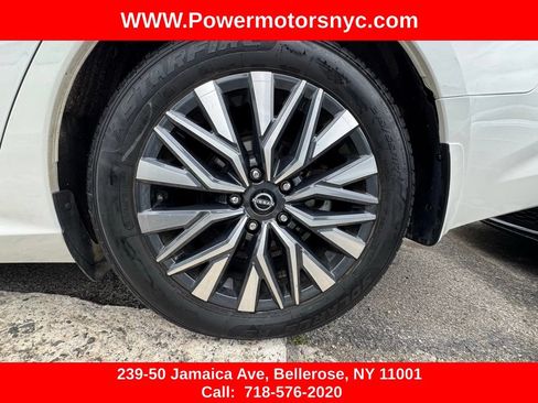 Used 2024 Nissan Altima 2.5 SV w/ SV Premium Package FWD image 14