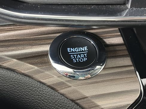 Certified 2023 Ford Explorer Limited image 23