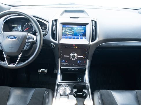 Used 2020 Ford Edge ST w/ Equipment Group 401A AWD/4WD image 19