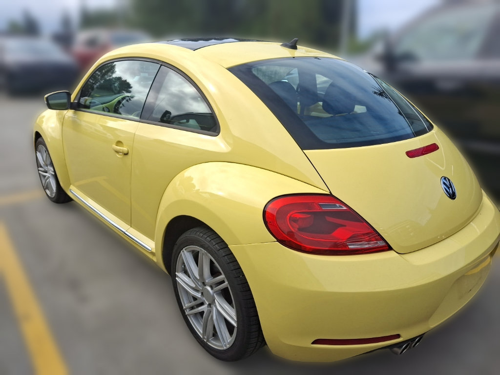 Used 2013 Volkswagen Beetle 2.5 FWD image 7