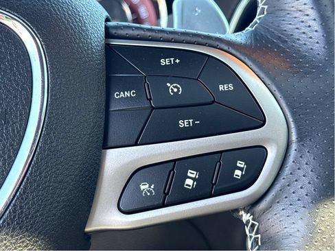 Used 2023 Dodge Challenger SRT Hellcat RWD image 16