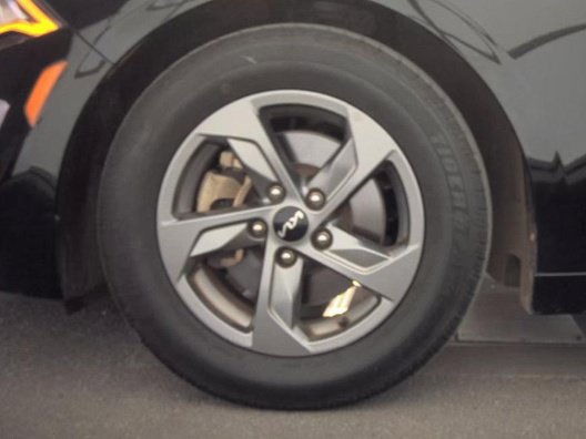Used 2023 Kia K5 LXS FWD image 10