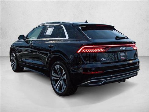 Used 2019 Audi Q8 Prestige image 7