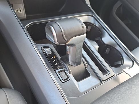 New 2025 Ford F150 Lightning Flash image 32