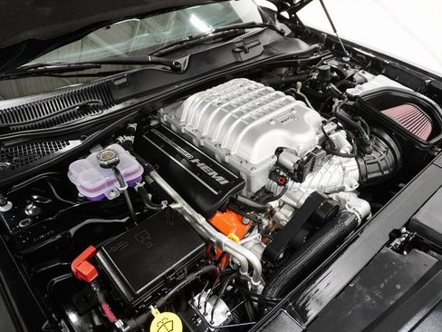 Used 2023 Dodge Challenger SRT Hellcat image 10