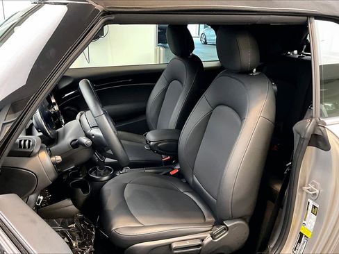 Used 2023 MINI Cooper Cooper image 14