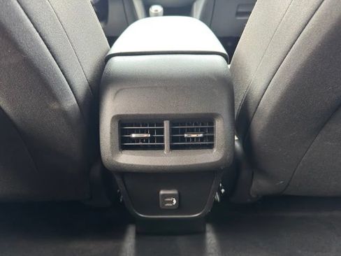 Used 2021 Chevrolet Equinox LT AWD/4WD image 9