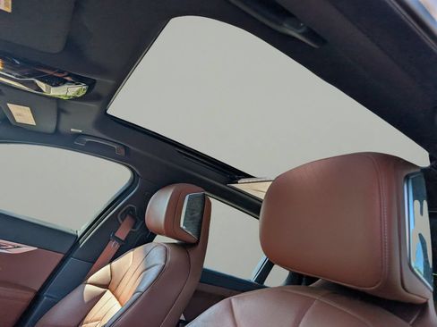 Used 2023 BMW 740i RWD image 18