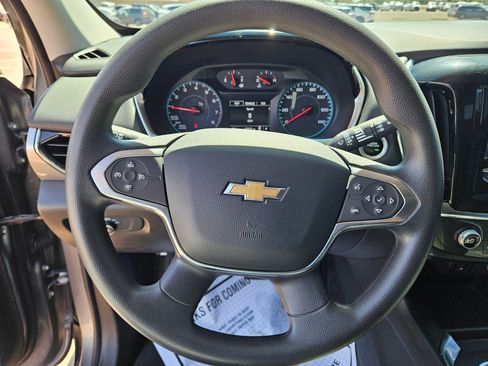 Certified 2018 Chevrolet Traverse LS FWD image 14
