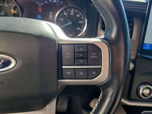 Used 2022 Ford Expedition Max Limited image 15