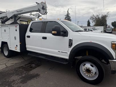 Used 2018 Ford F550 2WD Crew Cab Super Duty w/ Power Equipment Group