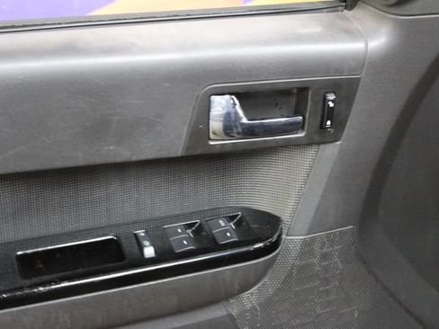 Used 2009 Ford Escape Limited FWD image 13