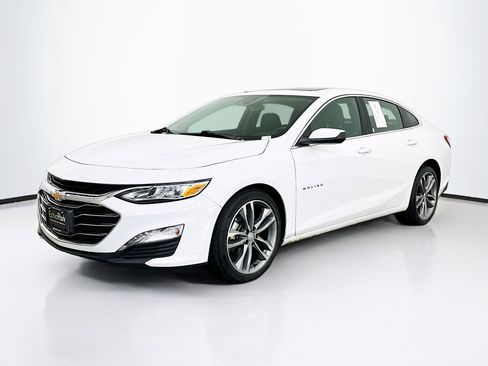 Used 2024 Chevrolet Malibu LT image 3