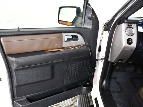 Used 2017 Ford Expedition King Ranch AWD/4WD image 38