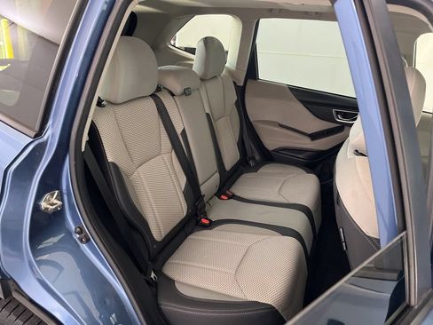Used 2021 Subaru Forester Premium AWD/4WD image 21