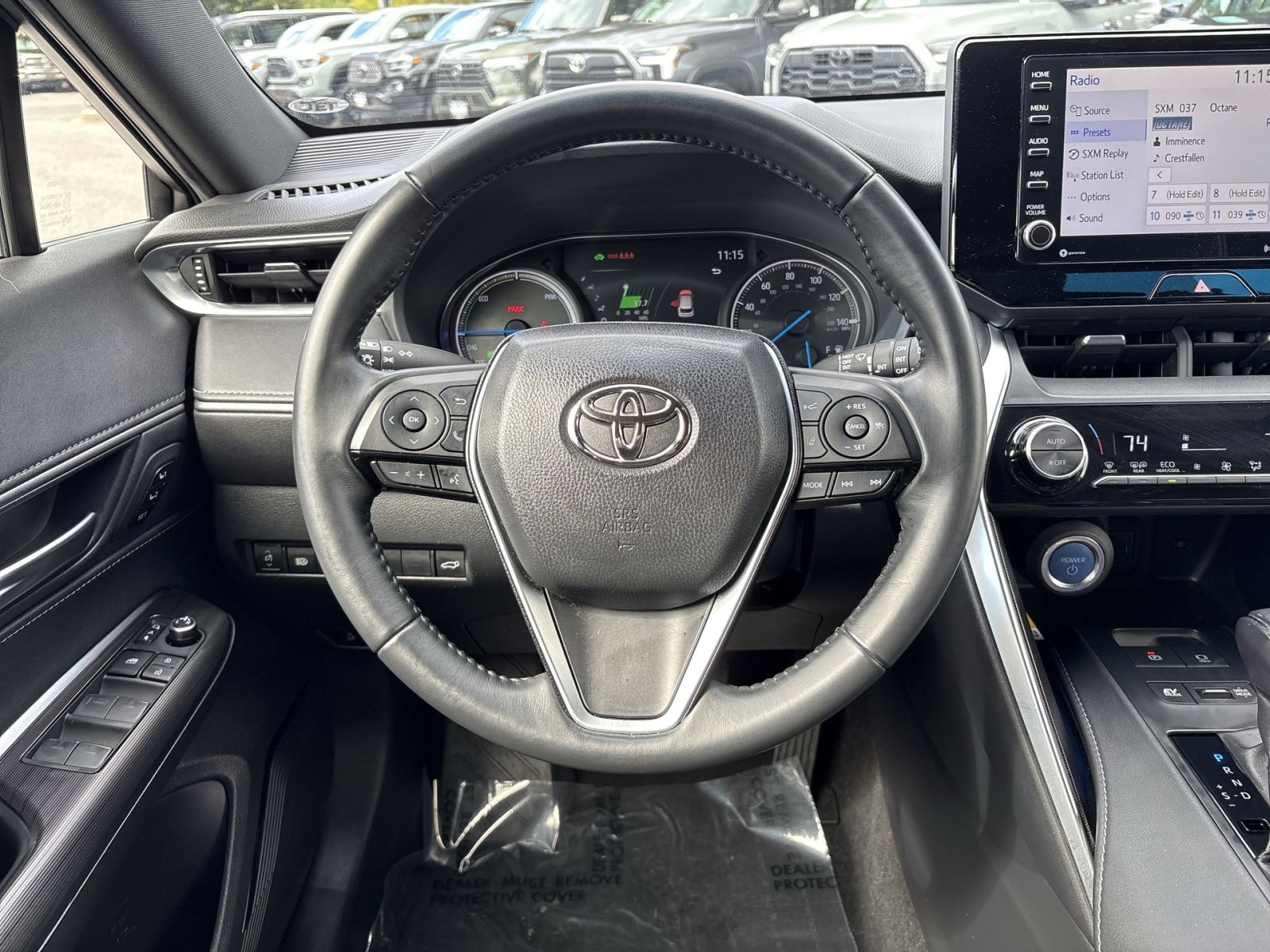 Used 2022 Toyota Venza XLE AWD/4WD image 16