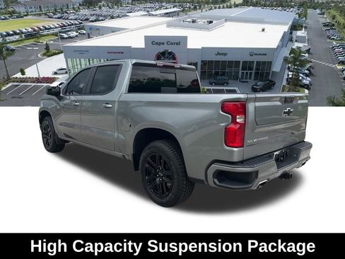 Used 2023 Chevrolet Silverado 1500 RST AWD/4WD image 11