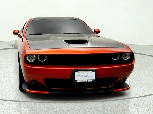 Used 2021 Dodge Challenger R/T w/ Blacktop Package RWD image 2