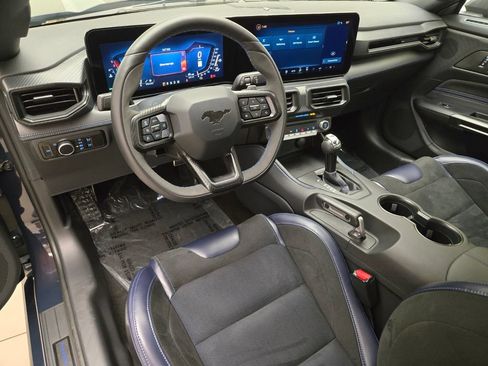 Used 2025 Ford Mustang Dark Horse RWD image 18