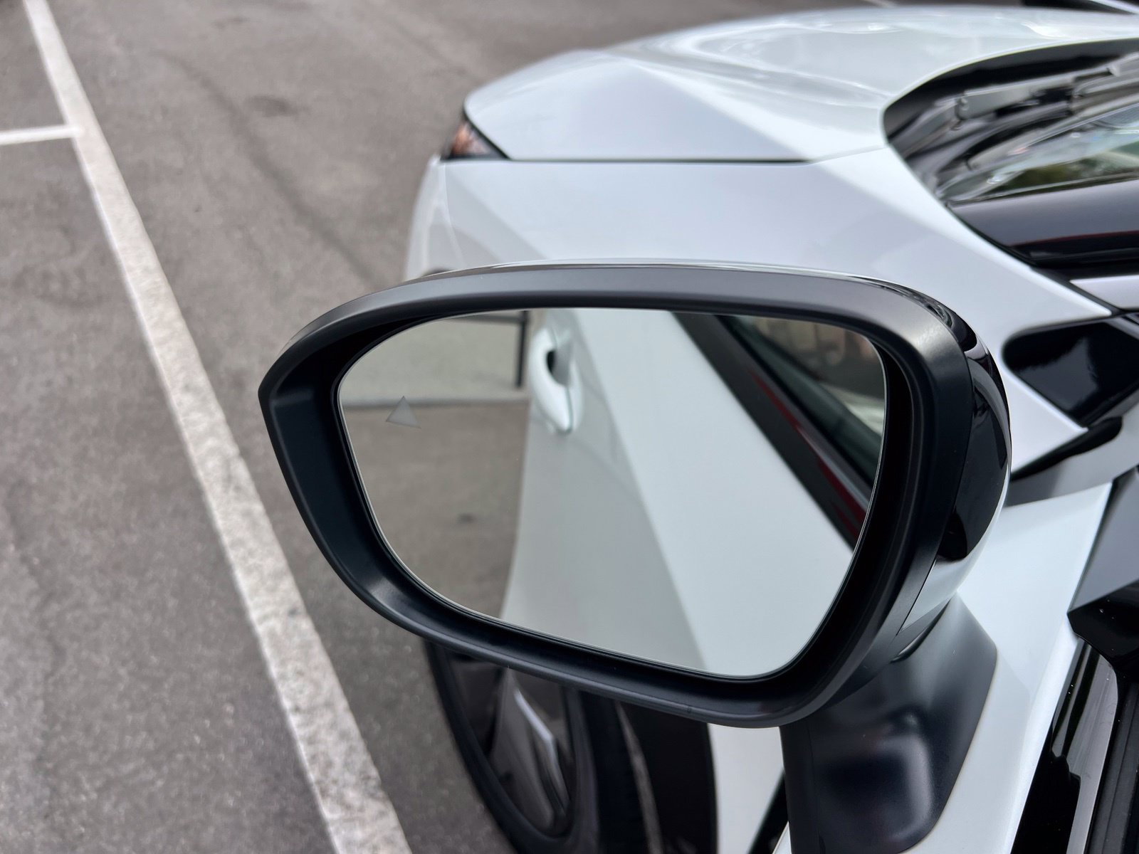 Used 2023 Nissan Ariya FWD image 31