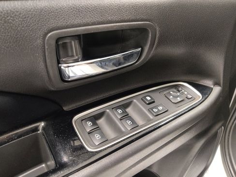 Used 2020 Mitsubishi Outlander SEL image 27