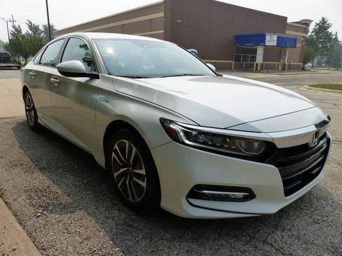 Used 2020 Honda Accord EX image 12