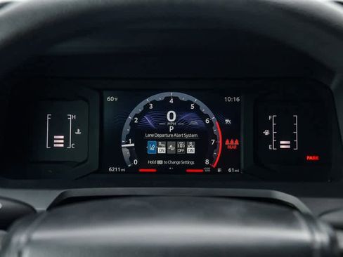 Certified 2025 Toyota Tacoma SR5 image 28