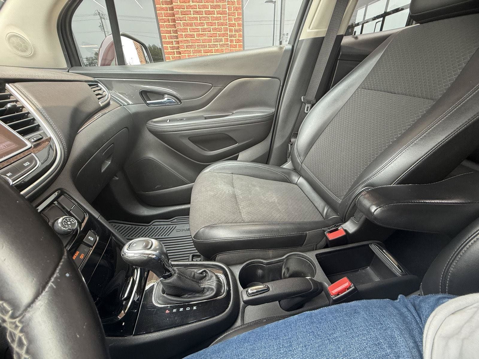 Used 2018 Buick Encore Preferred AWD/4WD image 25