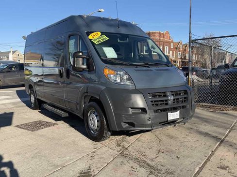 Used 2018 RAM ProMaster 2500 image 3