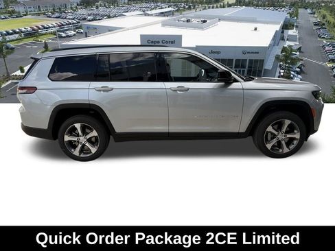 New 2026 Jeep Grand Cherokee L Limited w/ Luxury Tech Group II AWD/4WD image 3