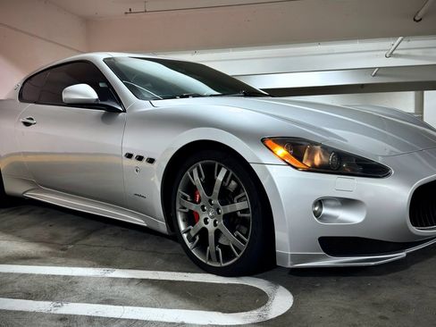Used 2011 Maserati GranTurismo S RWD image 5