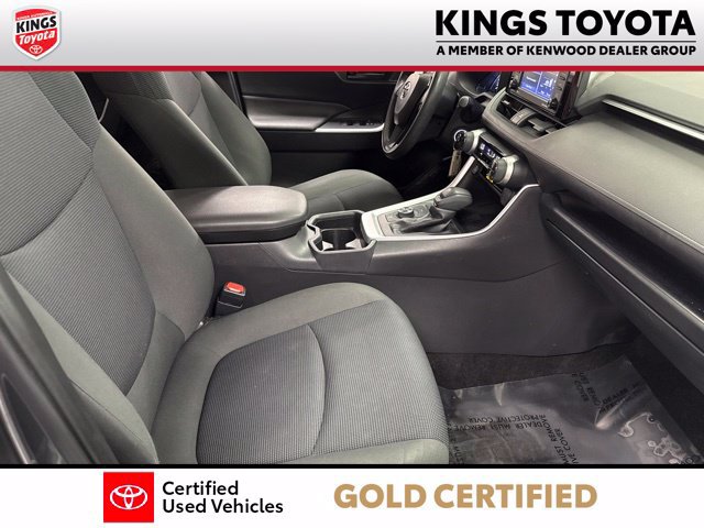 Certified 2021 Toyota RAV4 LE AWD/4WD image 12