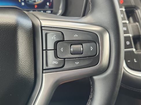 Used 2024 Chevrolet Suburban LT AWD/4WD image 30
