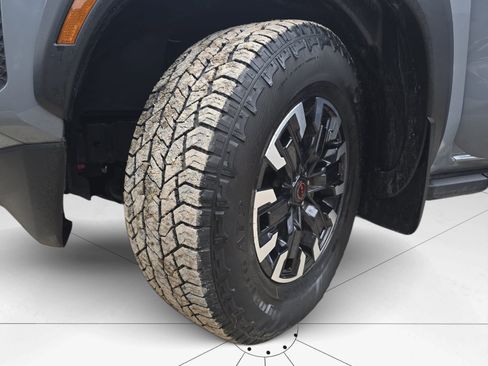 Used 2024 Nissan Frontier Pro-X w/ Pro Convenience Package RWD image 35