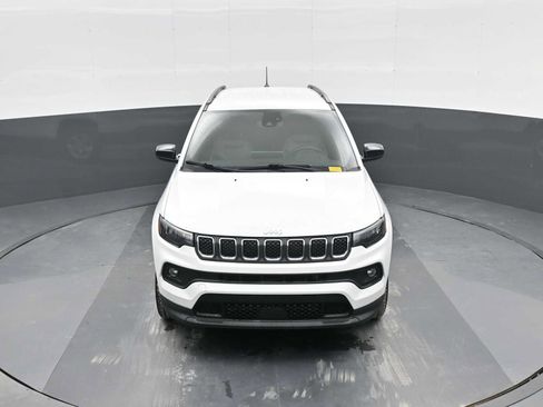 Used 2023 Jeep Compass Latitude image 25