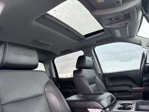 Used 2017 GMC Sierra 2500 Denali w/ Duramax Plus Package image 13