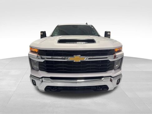 Used 2025 Chevrolet Silverado 2500 LT w/ Convenience Package AWD/4WD image 51