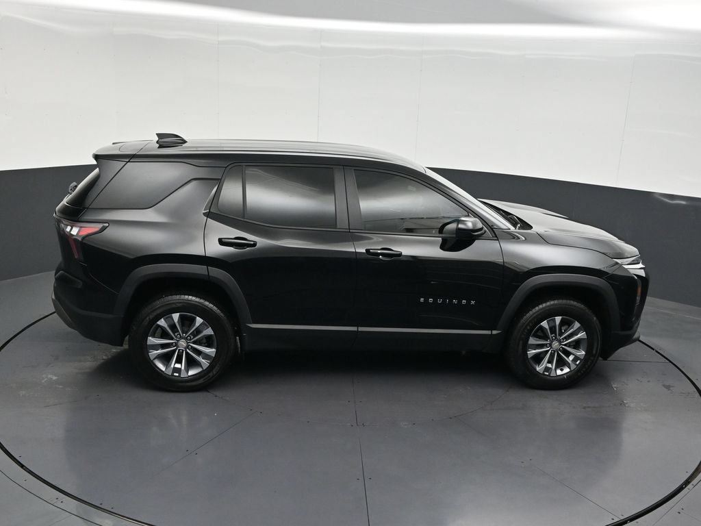 Used 2026 Chevrolet Equinox LT FWD image 20