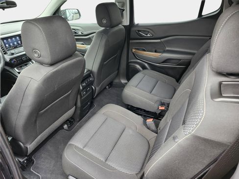 Used 2023 GMC Acadia SLE w/ Driver Convenience Package image 11