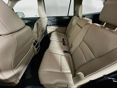 Used 2022 Honda Pilot EX-L image 27