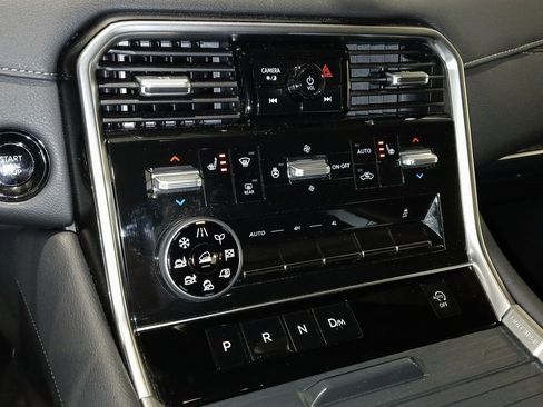 New 2026 Nissan Armada SL w/ Captain's Chari Seat Package image 20