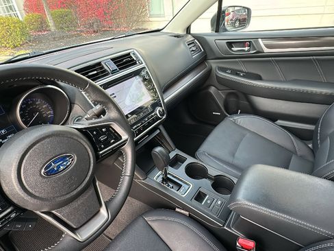 Used 2018 Subaru Legacy 2.5i Limited image 23