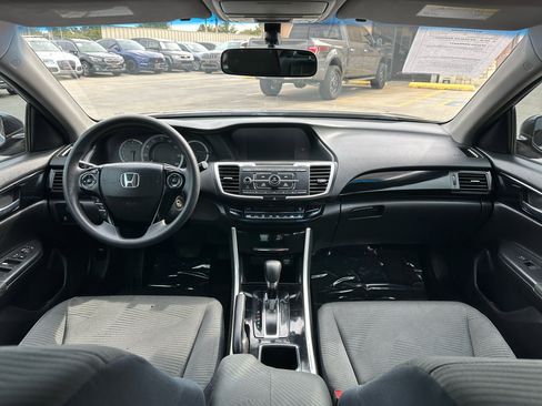 Used 2017 Honda Accord LX image 18